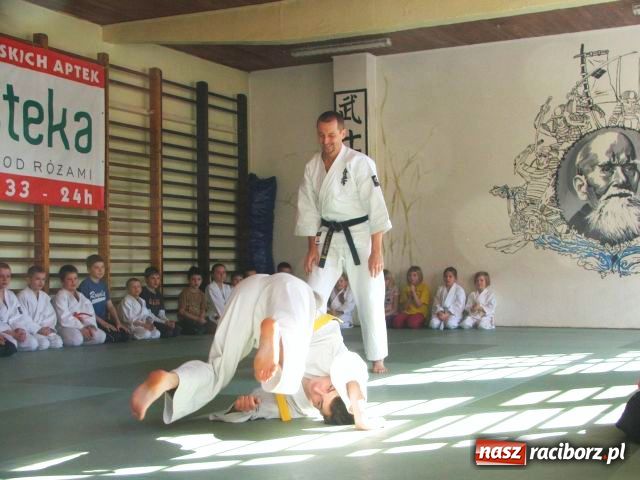 Zdjęcie w galerii na portalu naszraciborz.pl: Kaligrafowane DZIĘKUJĘ dla darczyńców wiadomości z regionu