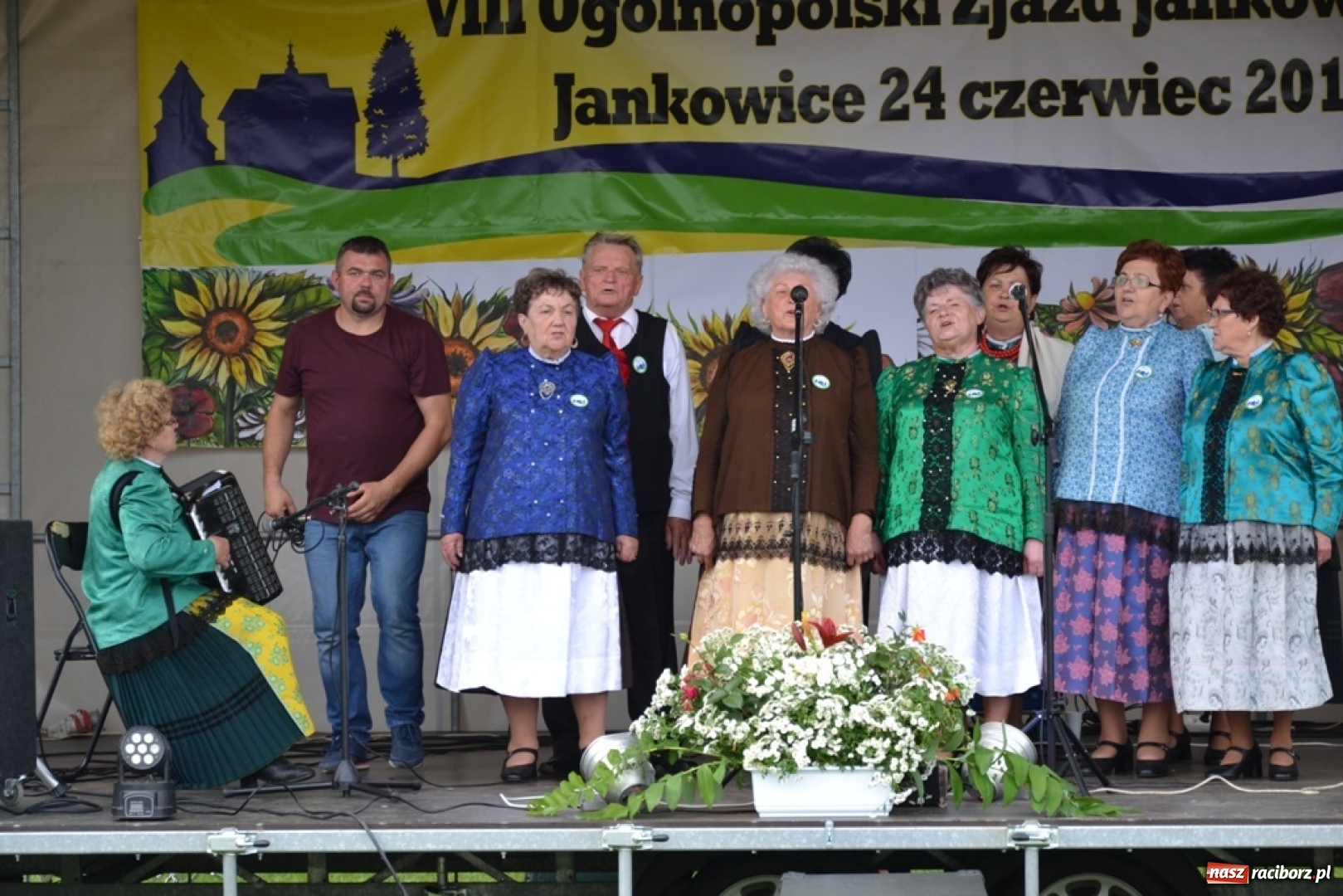 Zdjęcie w galerii na portalu naszraciborz.pl:  Mieszkańcy polskich Jankowic spotkali się po raz ósmy. Tym razem na Podkarpaciu!  wiadomości z regionu