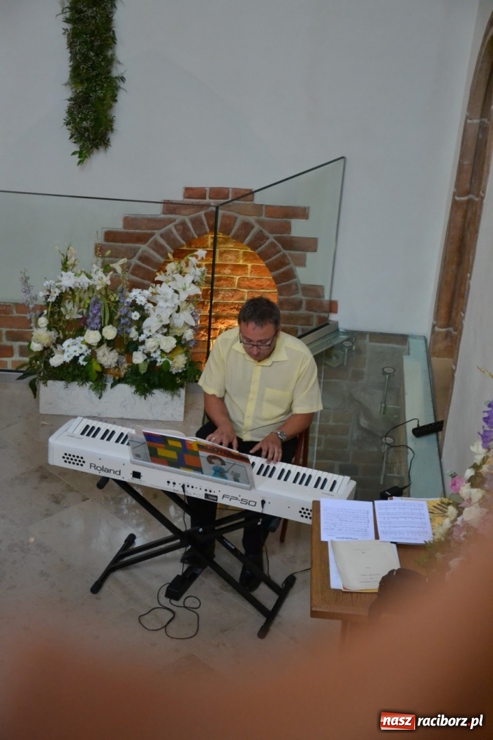 Zdjęcie w galerii na portalu naszraciborz.pl: Artystyczne podsumowanie roku szkolnego - koncert w kaplicy zamkowej wiadomości z regionu