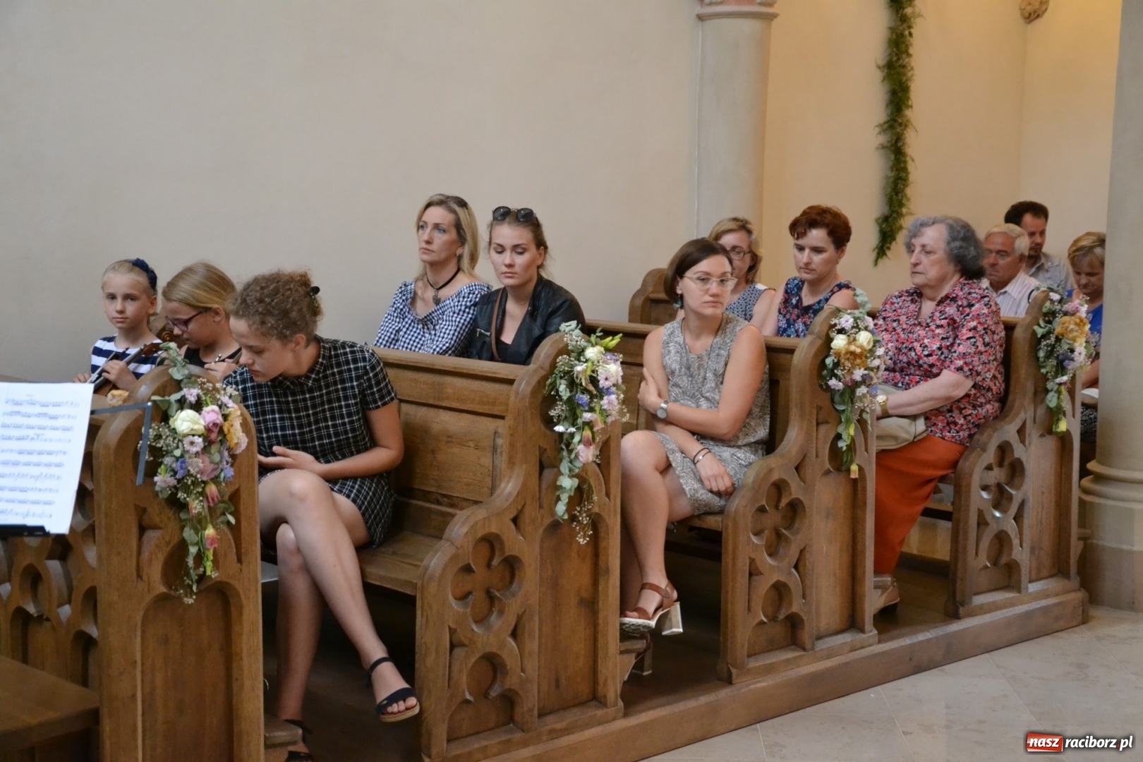 Zdjęcie w galerii na portalu naszraciborz.pl: Artystyczne podsumowanie roku szkolnego - koncert w kaplicy zamkowej wiadomości z regionu