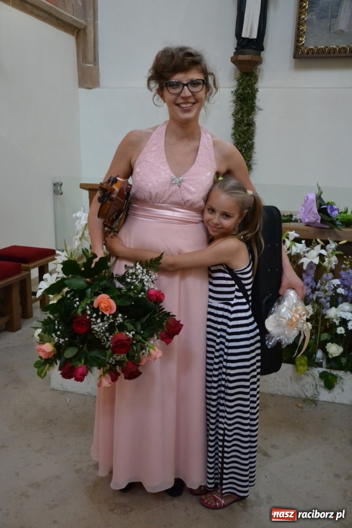 Zdjęcie w galerii na portalu naszraciborz.pl: Artystyczne podsumowanie roku szkolnego - koncert w kaplicy zamkowej wiadomości z regionu