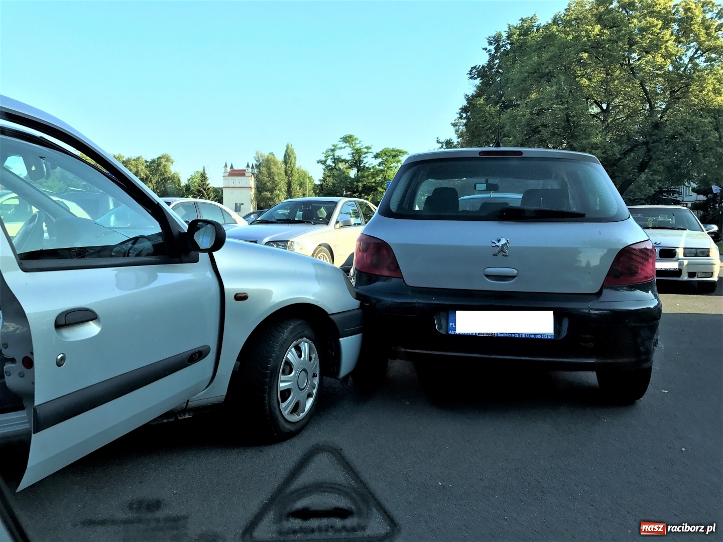 Zdjęcie w galerii na portalu naszraciborz.pl: 18-latek bez prawa jazdy spowodował kolizję  wiadomości z regionu