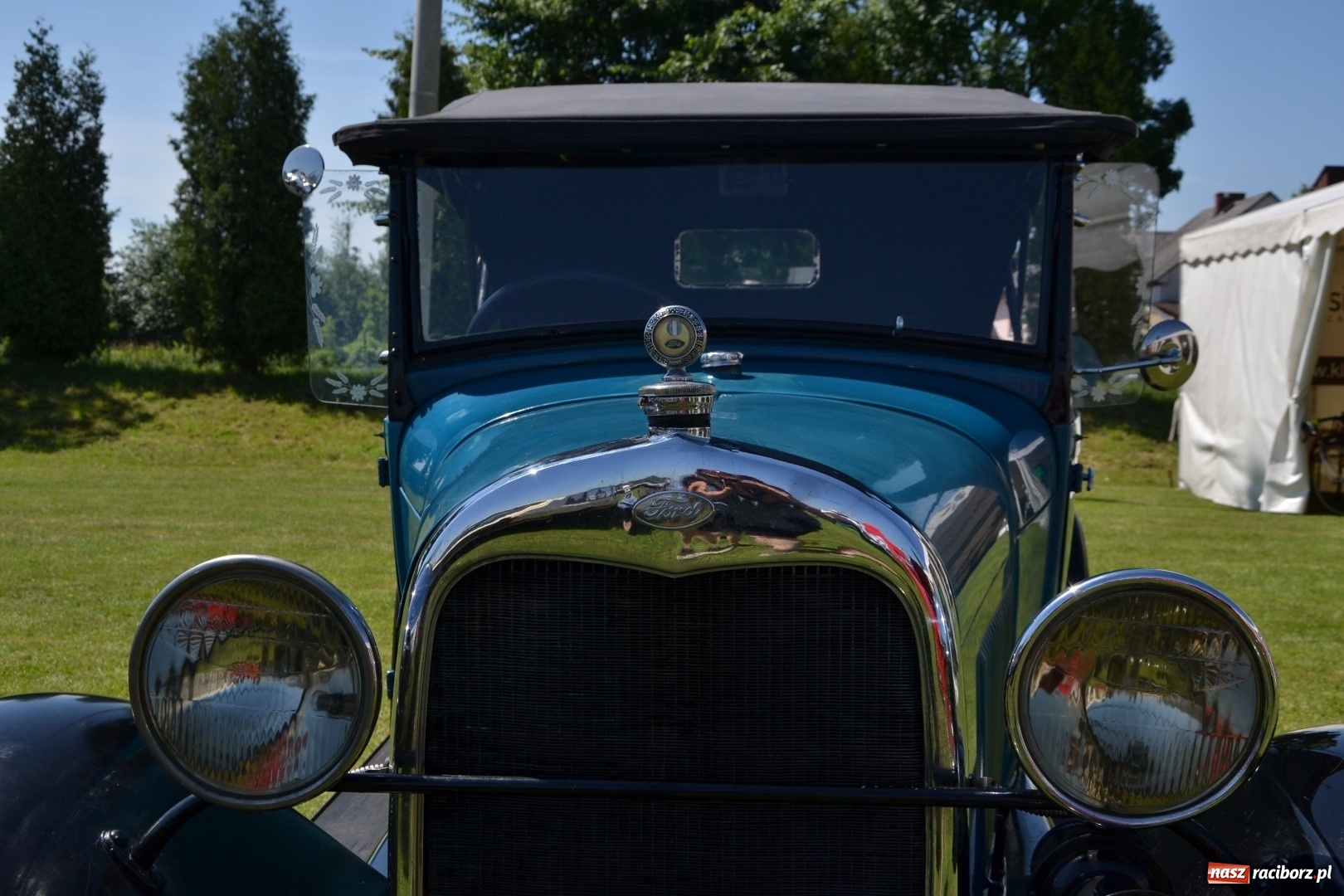 Zdjęcie w galerii na portalu naszraciborz.pl: Oldtimery w Zabełkowie, czyli dzień drugi X Jubileuszowego Zlotu Pojazdów Zabytkowych  wiadomości z regionu