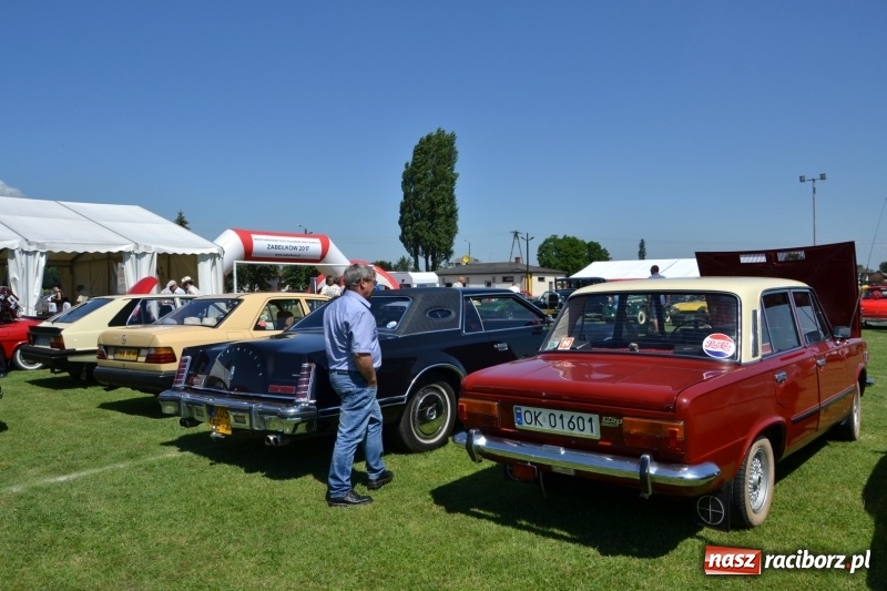 Zdjęcie w galerii na portalu naszraciborz.pl: Oldtimery w Zabełkowie, czyli dzień drugi X Jubileuszowego Zlotu Pojazdów Zabytkowych  wiadomości z regionu