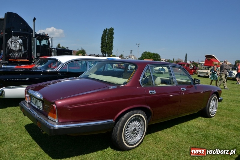 Zdjęcie w galerii na portalu naszraciborz.pl: Oldtimery w Zabełkowie, czyli dzień drugi X Jubileuszowego Zlotu Pojazdów Zabytkowych  wiadomości z regionu