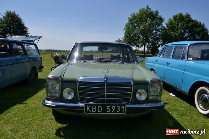 Zdjęcie w galerii na portalu naszraciborz.pl: Oldtimery w Zabełkowie, czyli dzień drugi X Jubileuszowego Zlotu Pojazdów Zabytkowych  wiadomości z regionu