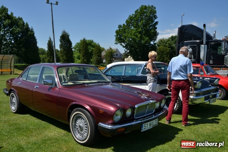 Zdjęcie w galerii na portalu naszraciborz.pl: Oldtimery w Zabełkowie, czyli dzień drugi X Jubileuszowego Zlotu Pojazdów Zabytkowych  wiadomości z regionu