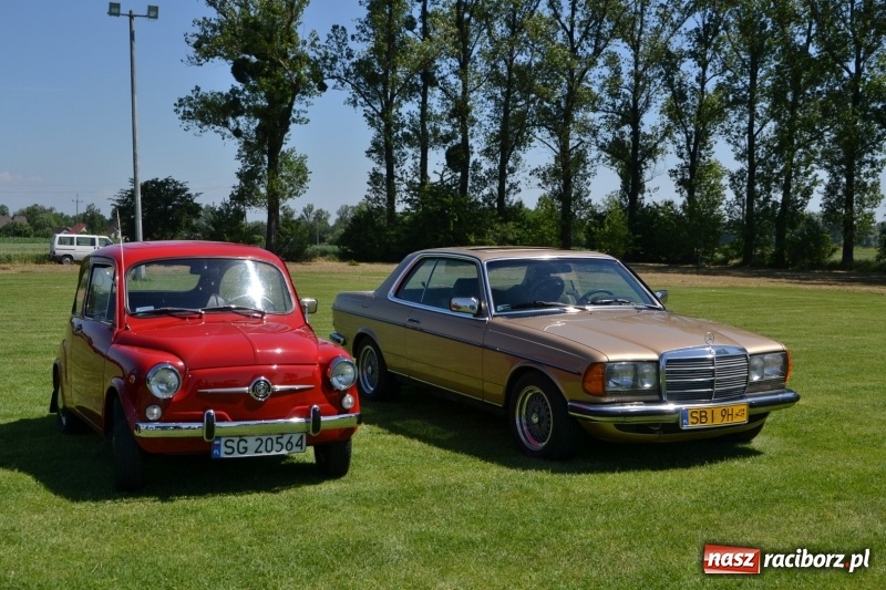 Zdjęcie w galerii na portalu naszraciborz.pl: Oldtimery w Zabełkowie, czyli dzień drugi X Jubileuszowego Zlotu Pojazdów Zabytkowych  wiadomości z regionu