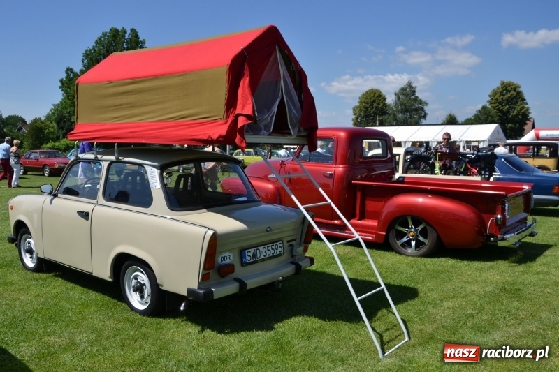Zdjęcie w galerii na portalu naszraciborz.pl: Oldtimery w Zabełkowie, czyli dzień drugi X Jubileuszowego Zlotu Pojazdów Zabytkowych  wiadomości z regionu