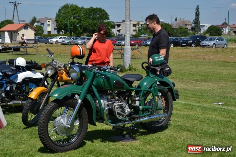Zdjęcie w galerii na portalu naszraciborz.pl: Oldtimery w Zabełkowie, czyli dzień drugi X Jubileuszowego Zlotu Pojazdów Zabytkowych  wiadomości z regionu