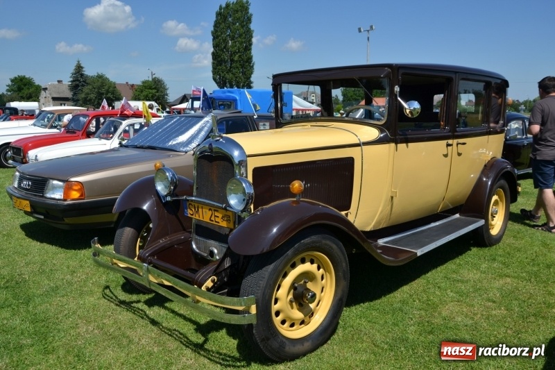 Zdjęcie w galerii na portalu naszraciborz.pl: Oldtimery w Zabełkowie, czyli dzień drugi X Jubileuszowego Zlotu Pojazdów Zabytkowych  wiadomości z regionu