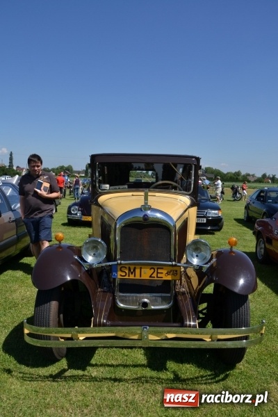 Zdjęcie w galerii na portalu naszraciborz.pl: Oldtimery w Zabełkowie, czyli dzień drugi X Jubileuszowego Zlotu Pojazdów Zabytkowych  wiadomości z regionu