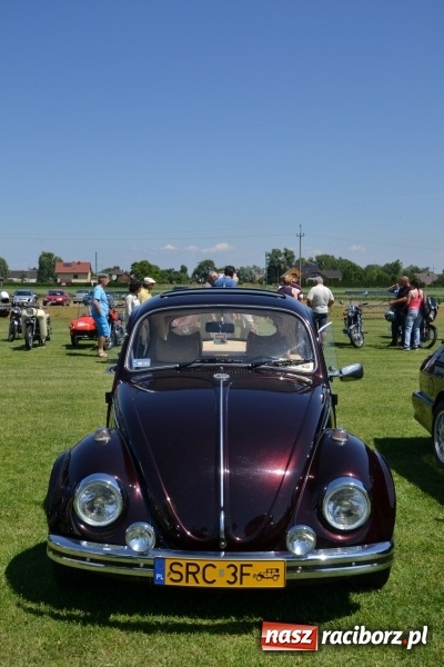 Zdjęcie w galerii na portalu naszraciborz.pl: Oldtimery w Zabełkowie, czyli dzień drugi X Jubileuszowego Zlotu Pojazdów Zabytkowych  wiadomości z regionu