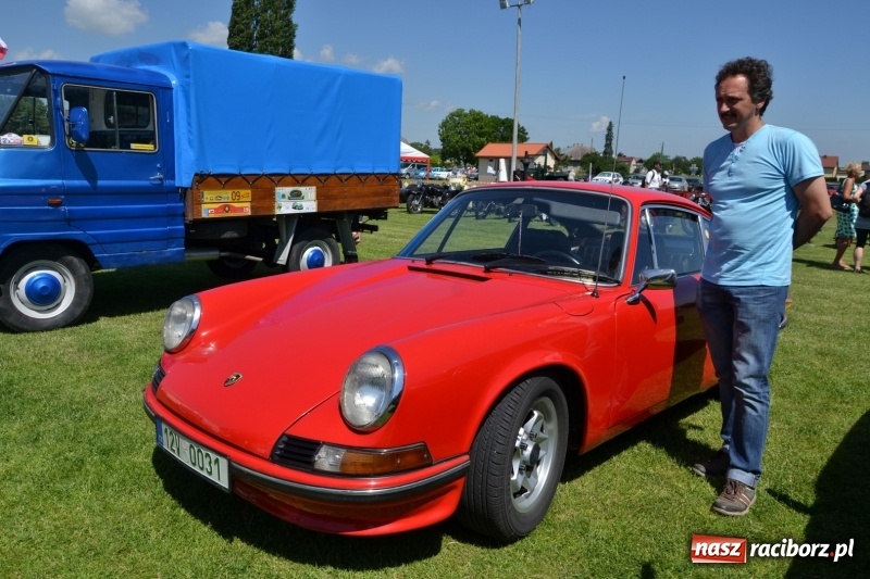 Zdjęcie w galerii na portalu naszraciborz.pl: Oldtimery w Zabełkowie, czyli dzień drugi X Jubileuszowego Zlotu Pojazdów Zabytkowych  wiadomości z regionu