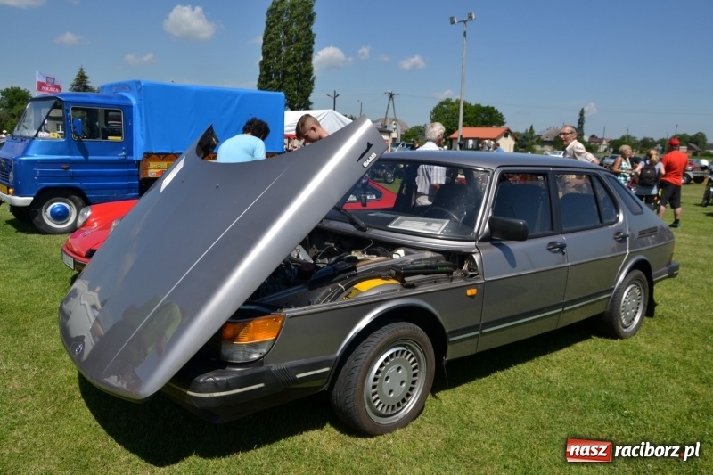 Zdjęcie w galerii na portalu naszraciborz.pl: Oldtimery w Zabełkowie, czyli dzień drugi X Jubileuszowego Zlotu Pojazdów Zabytkowych  wiadomości z regionu