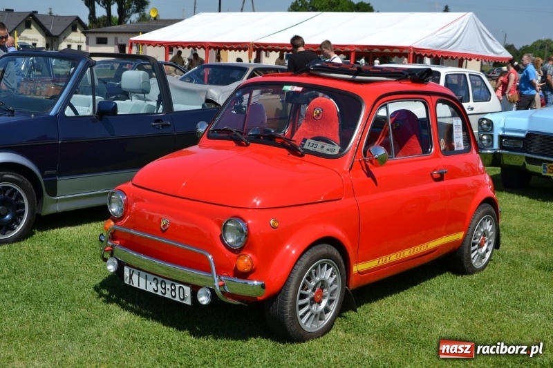 Zdjęcie w galerii na portalu naszraciborz.pl: Oldtimery w Zabełkowie, czyli dzień drugi X Jubileuszowego Zlotu Pojazdów Zabytkowych  wiadomości z regionu