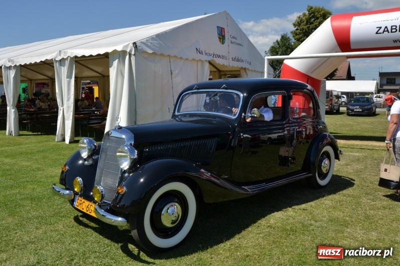Zdjęcie w galerii na portalu naszraciborz.pl: Oldtimery w Zabełkowie, czyli dzień drugi X Jubileuszowego Zlotu Pojazdów Zabytkowych  wiadomości z regionu