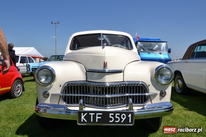 Zdjęcie w galerii na portalu naszraciborz.pl: Oldtimery w Zabełkowie, czyli dzień drugi X Jubileuszowego Zlotu Pojazdów Zabytkowych  wiadomości z regionu