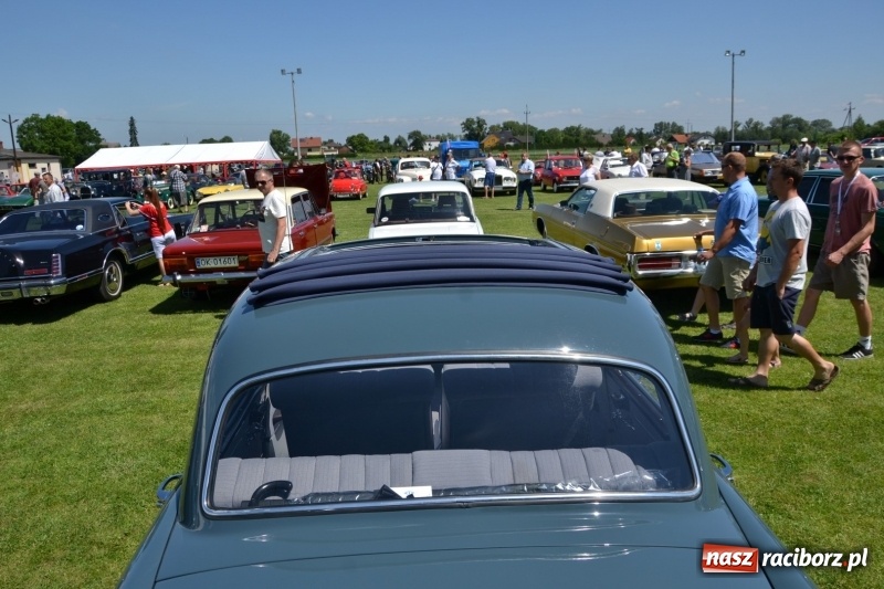 Zdjęcie w galerii na portalu naszraciborz.pl: Oldtimery w Zabełkowie, czyli dzień drugi X Jubileuszowego Zlotu Pojazdów Zabytkowych  wiadomości z regionu