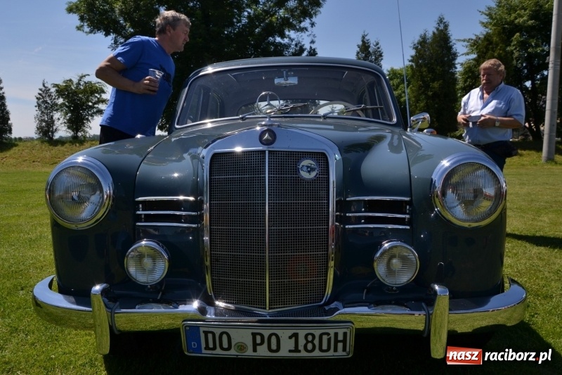 Zdjęcie w galerii na portalu naszraciborz.pl: Oldtimery w Zabełkowie, czyli dzień drugi X Jubileuszowego Zlotu Pojazdów Zabytkowych  wiadomości z regionu