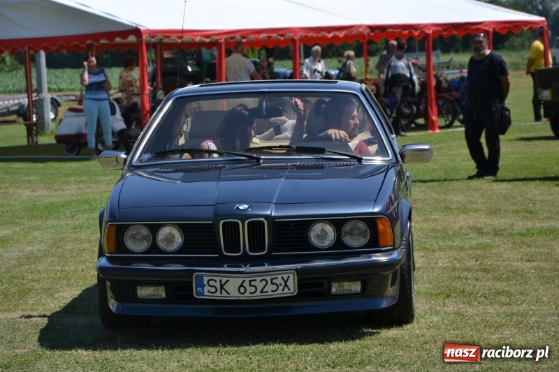 Zdjęcie w galerii na portalu naszraciborz.pl: Oldtimery w Zabełkowie, czyli dzień drugi X Jubileuszowego Zlotu Pojazdów Zabytkowych  wiadomości z regionu