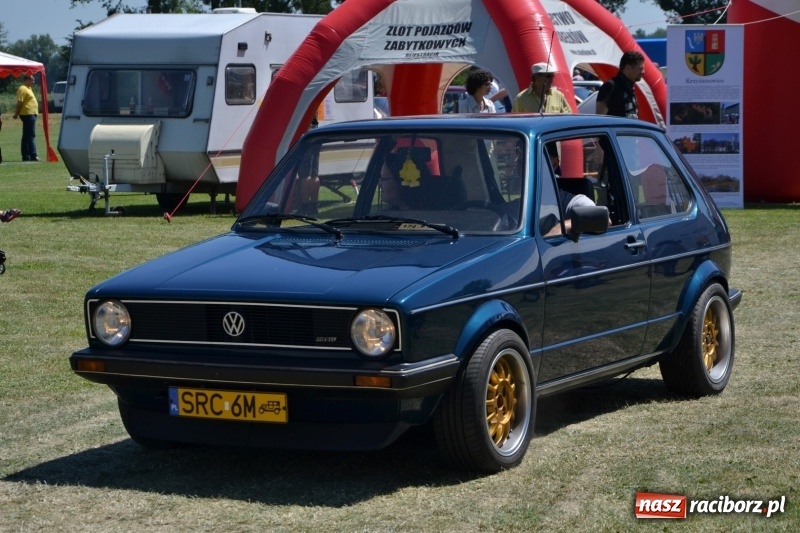 Zdjęcie w galerii na portalu naszraciborz.pl: Oldtimery w Zabełkowie, czyli dzień drugi X Jubileuszowego Zlotu Pojazdów Zabytkowych  wiadomości z regionu