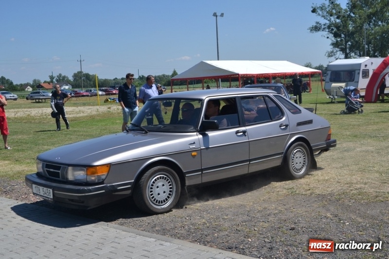 Zdjęcie w galerii na portalu naszraciborz.pl: Oldtimery w Zabełkowie, czyli dzień drugi X Jubileuszowego Zlotu Pojazdów Zabytkowych  wiadomości z regionu