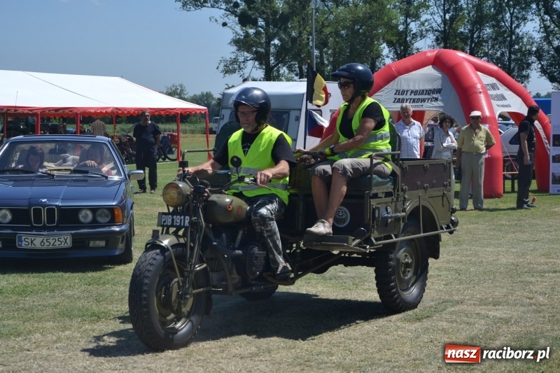 Zdjęcie w galerii na portalu naszraciborz.pl: Oldtimery w Zabełkowie, czyli dzień drugi X Jubileuszowego Zlotu Pojazdów Zabytkowych  wiadomości z regionu