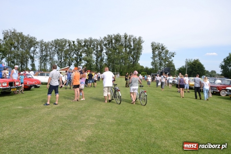 Zdjęcie w galerii na portalu naszraciborz.pl: Oldtimery w Zabełkowie, czyli dzień drugi X Jubileuszowego Zlotu Pojazdów Zabytkowych  wiadomości z regionu