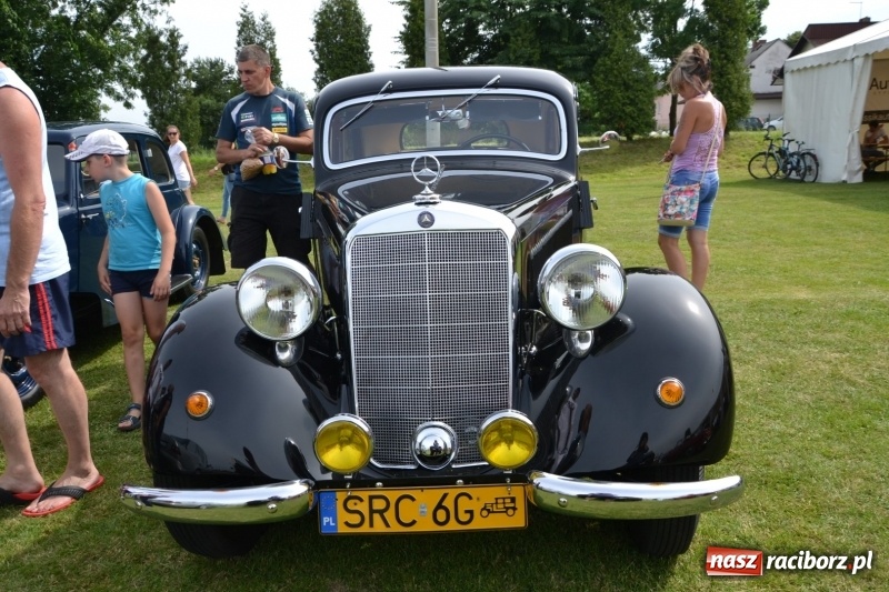 Zdjęcie w galerii na portalu naszraciborz.pl: Oldtimery w Zabełkowie, czyli dzień drugi X Jubileuszowego Zlotu Pojazdów Zabytkowych  wiadomości z regionu