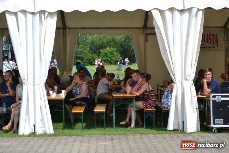 Zdjęcie w galerii na portalu naszraciborz.pl: Oldtimery w Zabełkowie, czyli dzień drugi X Jubileuszowego Zlotu Pojazdów Zabytkowych  wiadomości z regionu