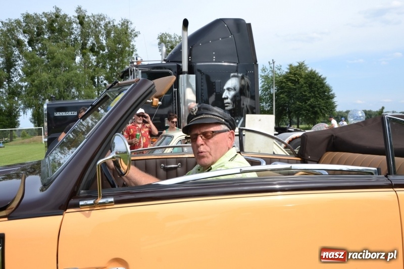 Zdjęcie w galerii na portalu naszraciborz.pl: Oldtimery w Zabełkowie, czyli dzień drugi X Jubileuszowego Zlotu Pojazdów Zabytkowych  wiadomości z regionu