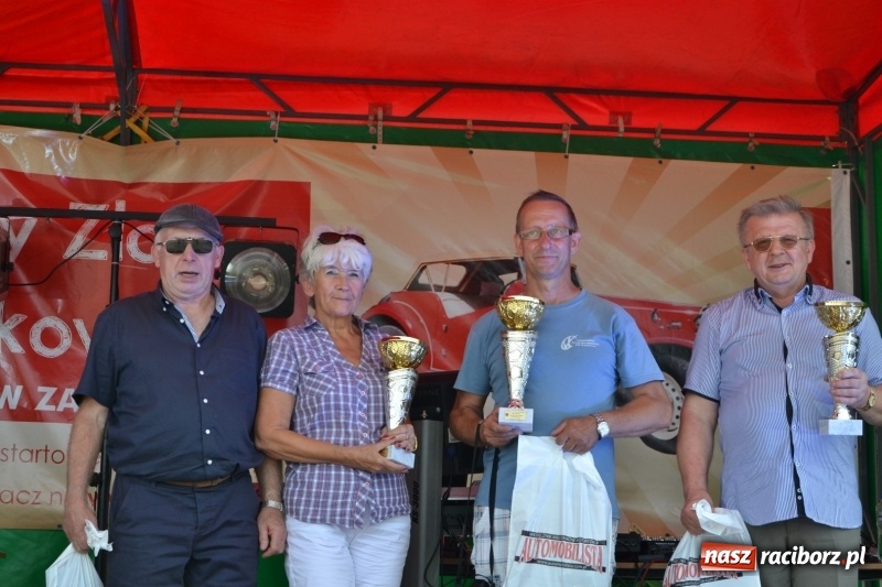 Zdjęcie w galerii na portalu naszraciborz.pl: Oldtimery w Zabełkowie, czyli dzień drugi X Jubileuszowego Zlotu Pojazdów Zabytkowych  wiadomości z regionu