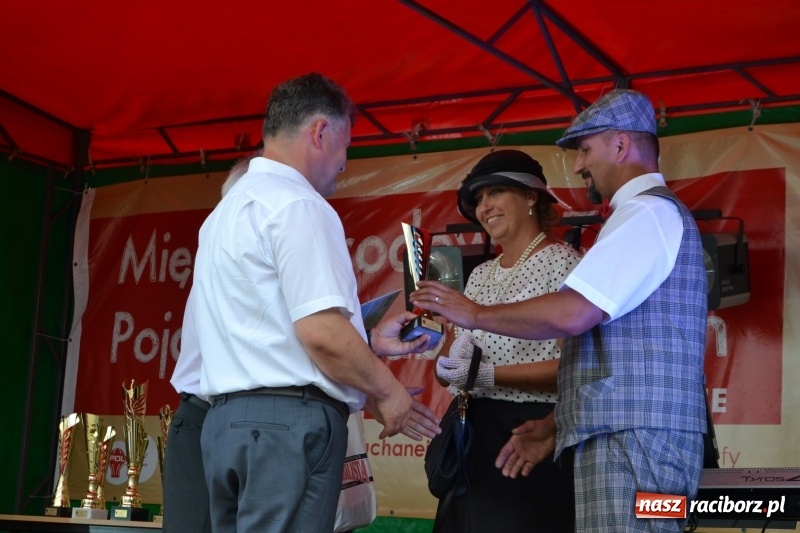 Zdjęcie w galerii na portalu naszraciborz.pl: Oldtimery w Zabełkowie, czyli dzień drugi X Jubileuszowego Zlotu Pojazdów Zabytkowych  wiadomości z regionu