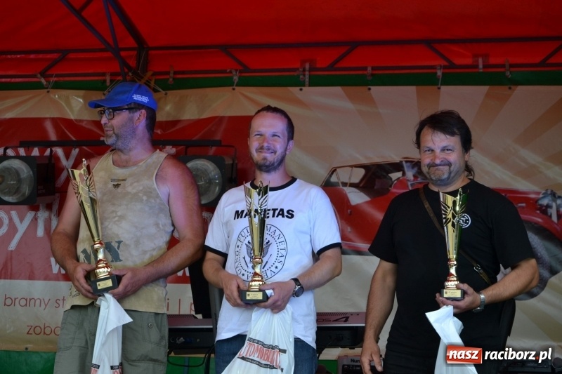 Zdjęcie w galerii na portalu naszraciborz.pl: Oldtimery w Zabełkowie, czyli dzień drugi X Jubileuszowego Zlotu Pojazdów Zabytkowych  wiadomości z regionu