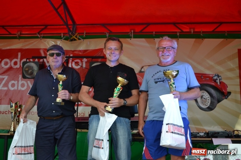 Zdjęcie w galerii na portalu naszraciborz.pl: Oldtimery w Zabełkowie, czyli dzień drugi X Jubileuszowego Zlotu Pojazdów Zabytkowych  wiadomości z regionu