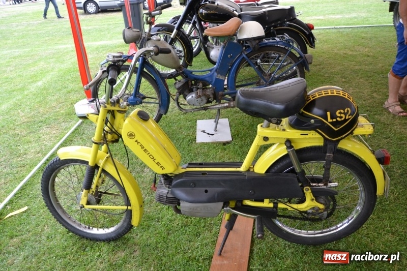 Zdjęcie w galerii na portalu naszraciborz.pl: Oldtimery w Zabełkowie, czyli dzień drugi X Jubileuszowego Zlotu Pojazdów Zabytkowych  wiadomości z regionu