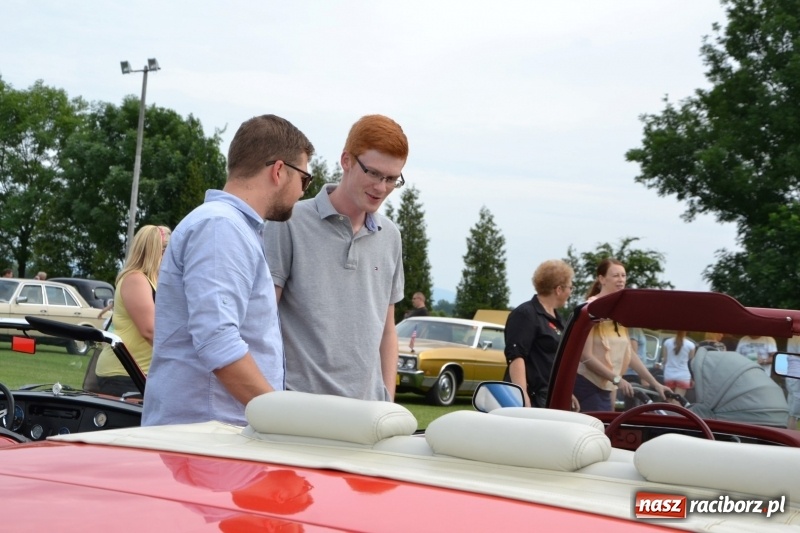 Zdjęcie w galerii na portalu naszraciborz.pl: Oldtimery w Zabełkowie, czyli dzień drugi X Jubileuszowego Zlotu Pojazdów Zabytkowych  wiadomości z regionu
