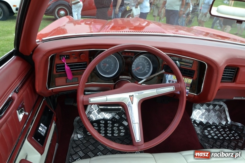 Zdjęcie w galerii na portalu naszraciborz.pl: Oldtimery w Zabełkowie, czyli dzień drugi X Jubileuszowego Zlotu Pojazdów Zabytkowych  wiadomości z regionu