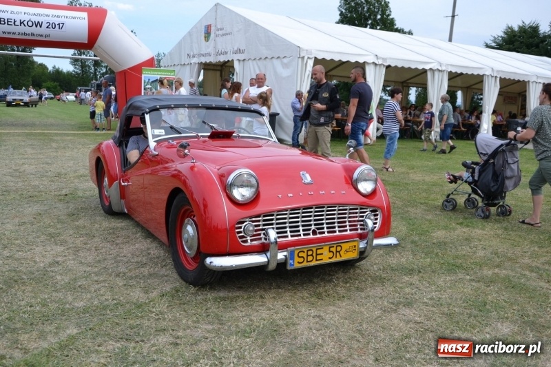 Zdjęcie w galerii na portalu naszraciborz.pl: Oldtimery w Zabełkowie, czyli dzień drugi X Jubileuszowego Zlotu Pojazdów Zabytkowych  wiadomości z regionu