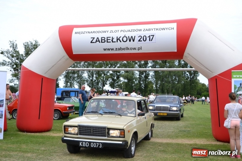 Zdjęcie w galerii na portalu naszraciborz.pl: Oldtimery w Zabełkowie, czyli dzień drugi X Jubileuszowego Zlotu Pojazdów Zabytkowych  wiadomości z regionu