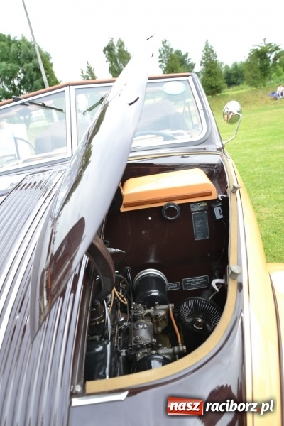 Zdjęcie w galerii na portalu naszraciborz.pl: Oldtimery w Zabełkowie, czyli dzień drugi X Jubileuszowego Zlotu Pojazdów Zabytkowych  wiadomości z regionu