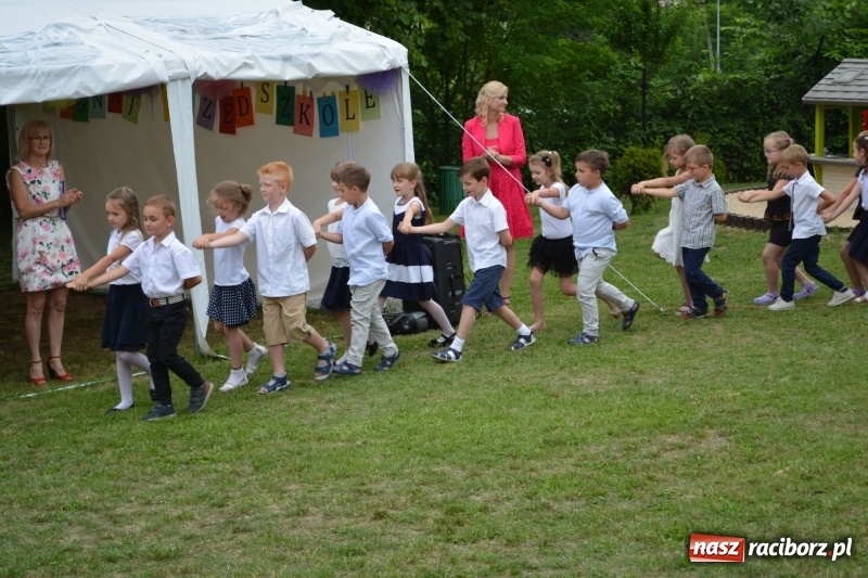 Zdjęcie w galerii na portalu naszraciborz.pl: Starszaki z Nędzy pożegnały się z przedszkolem wiadomości z regionu