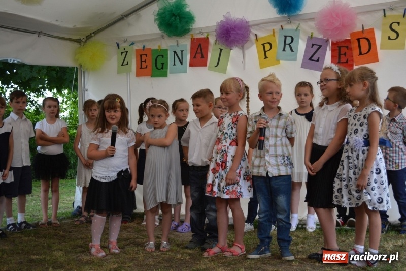 Zdjęcie w galerii na portalu naszraciborz.pl: Starszaki z Nędzy pożegnały się z przedszkolem wiadomości z regionu