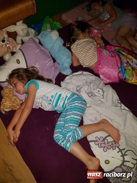 Zdjęcie w galerii na portalu naszraciborz.pl: Starszaki z Nędzy pożegnały się z przedszkolem wiadomości z regionu