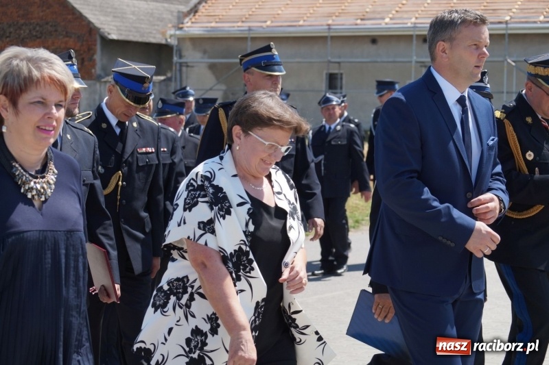 Zdjęcie w galerii na portalu naszraciborz.pl: Nowa remiza na 115 lat OSP w Babicach  wiadomości z regionu