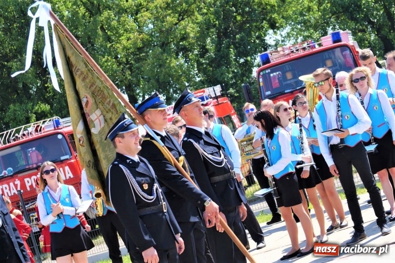 Zdjęcie w galerii na portalu naszraciborz.pl: Nowa remiza na 115 lat OSP w Babicach  wiadomości z regionu