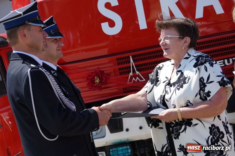 Zdjęcie w galerii na portalu naszraciborz.pl: Nowa remiza na 115 lat OSP w Babicach  wiadomości z regionu