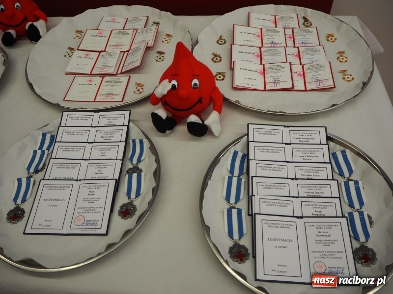 Zdjęcie w galerii na portalu naszraciborz.pl: W raciborskim RCKiK obchodzono Światowy Dzień Krwiodawcy  wiadomości z regionu