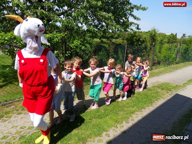 Zdjęcie w galerii na portalu naszraciborz.pl: Podróże Koziołka Matołka w Markowicach wiadomości z regionu